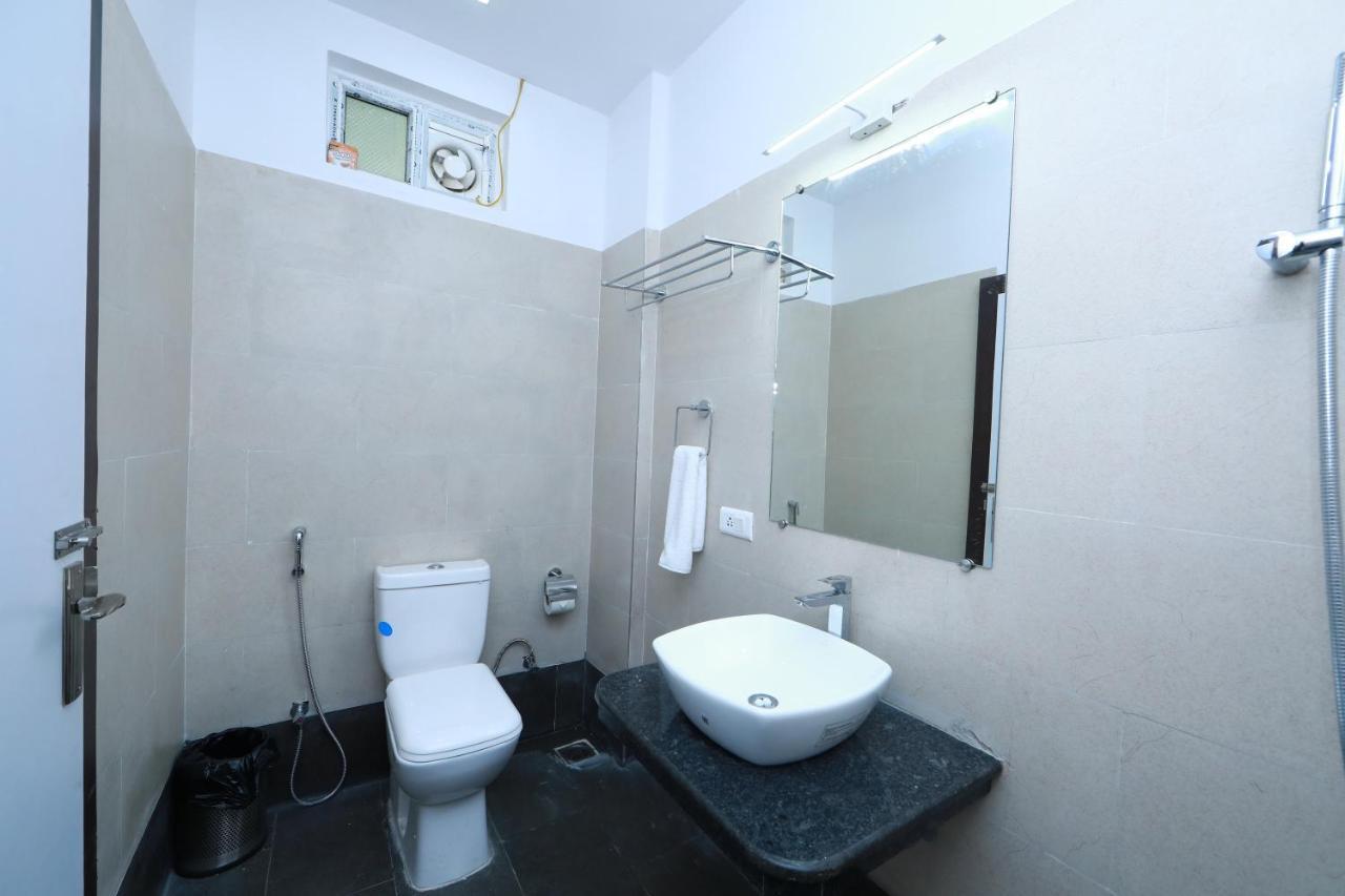 Cs Empire Hotel Lakshmanpur Eksteriør billede
