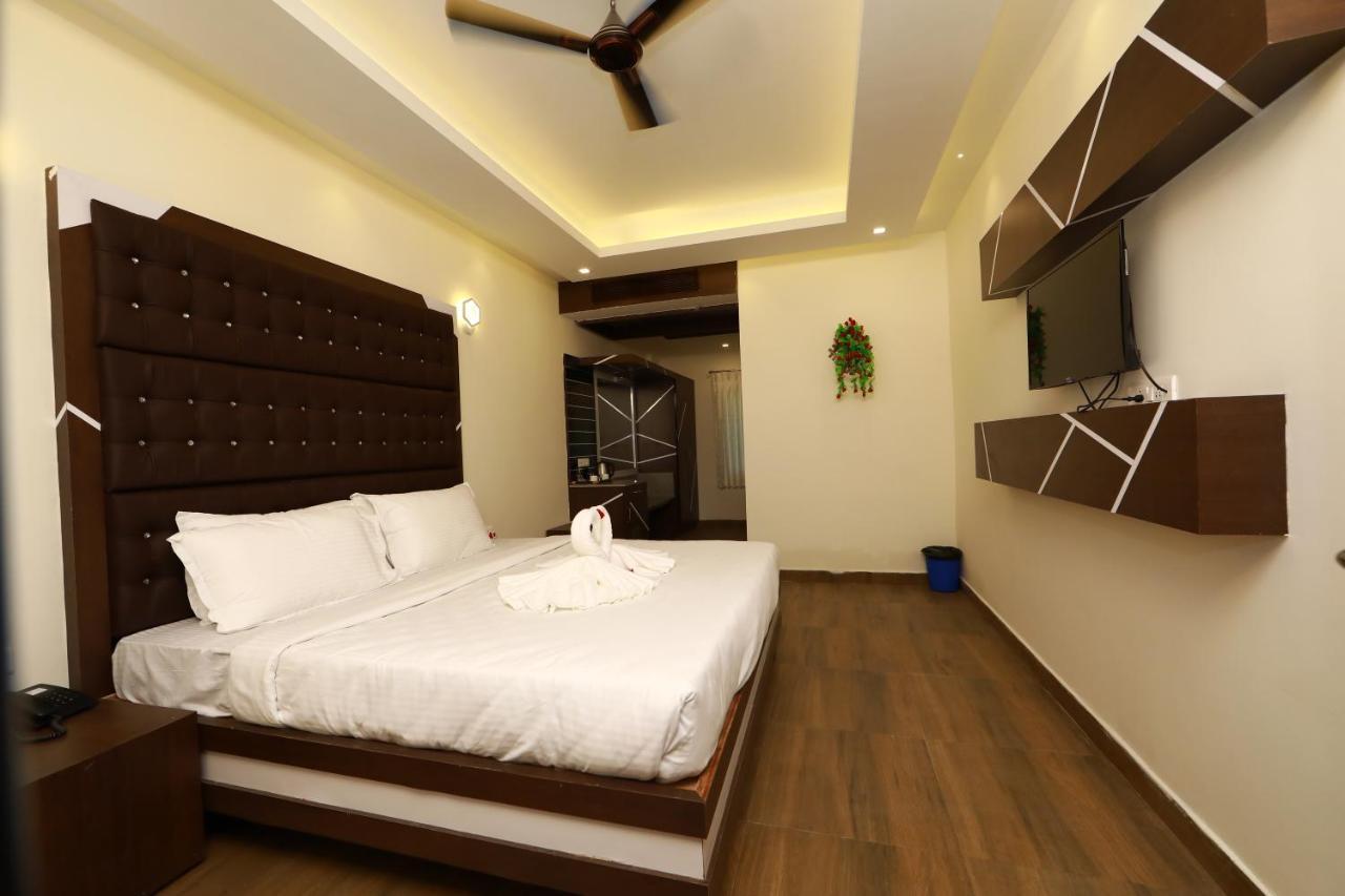 Cs Empire Hotel Lakshmanpur Eksteriør billede